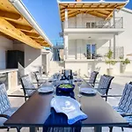 Apartamento Palma-4 By Interhome Lovran