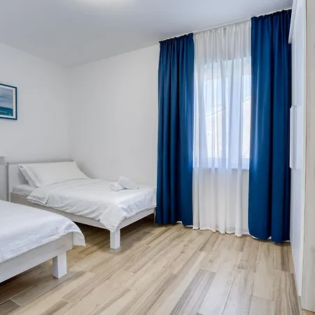 Apartment Palma-4 By Interhome *